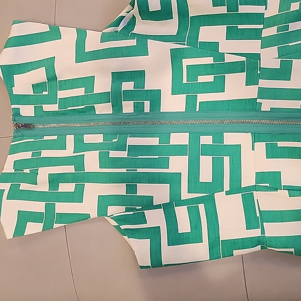 Milly Green and White Geometric Shift Mini Dress - Picture 4 of 7